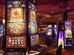Live casino tables on ph88 with real dealers and interactive gameplay
